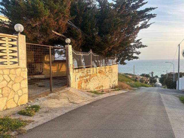 Casa in vendita a Agrigento, Sicilia