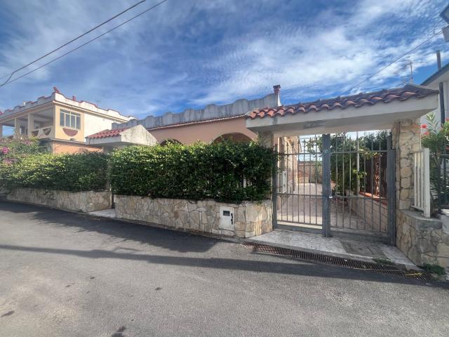 Casa in vendita a Le Scopelle, Castel Volturno