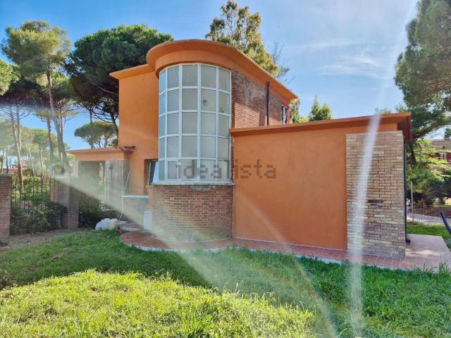 Casa in vendita a Calambrone, Pisa