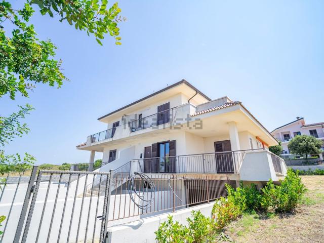 Casa in vendita a Calabria, Cosenza