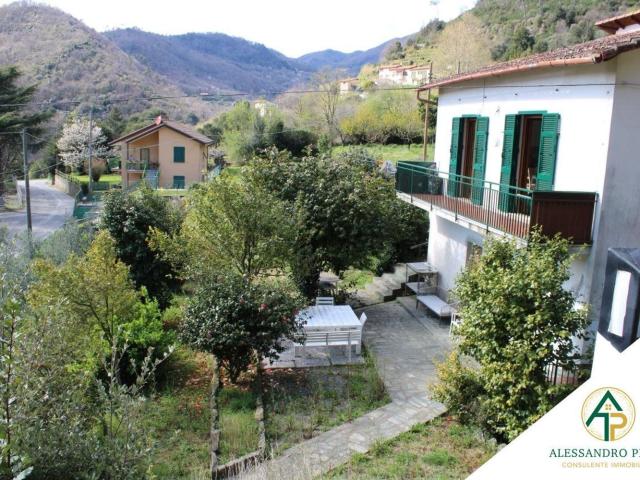 Casa in vendita a Pero, Varazze