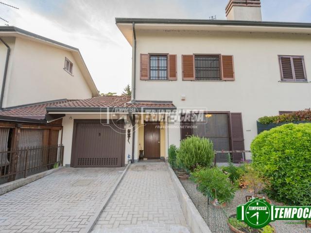 Casa in vendita a Locate di Triulzi, Moro Di Locate