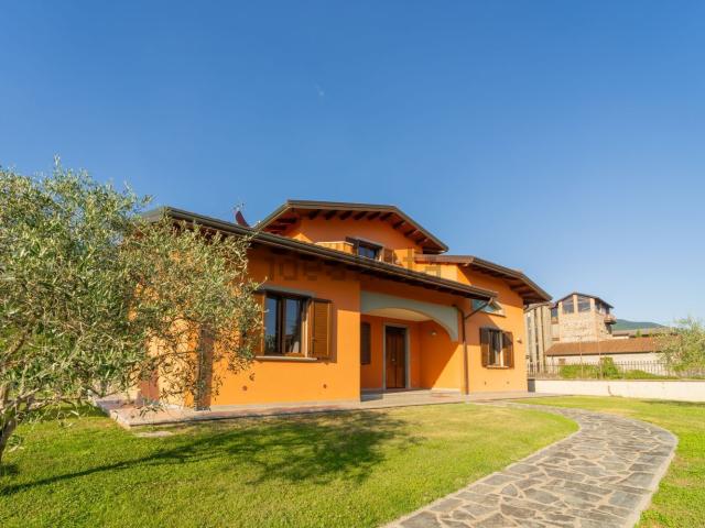 Casa in vendita a Mocrone, Villafranca in Lunigiana