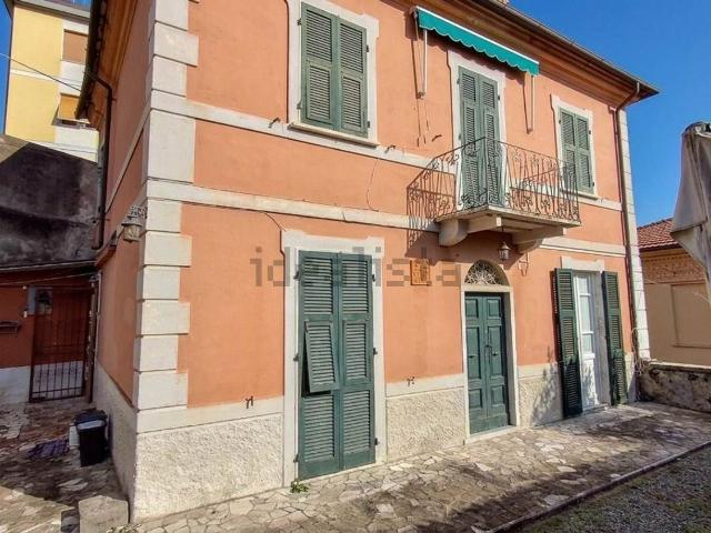 Casa in vendita a Venere Azzurra, Lerici