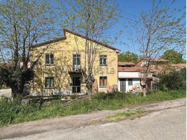 Casa in vendita a Nuovo Circondario Imolese, Imola
