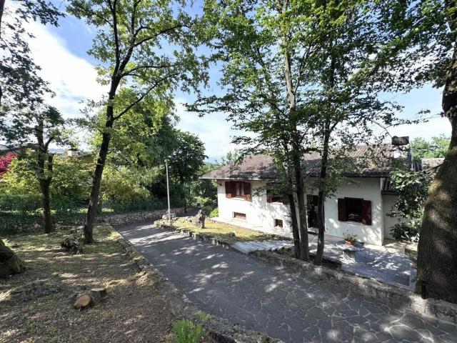 Casa in vendita a Pignare, Costabissara