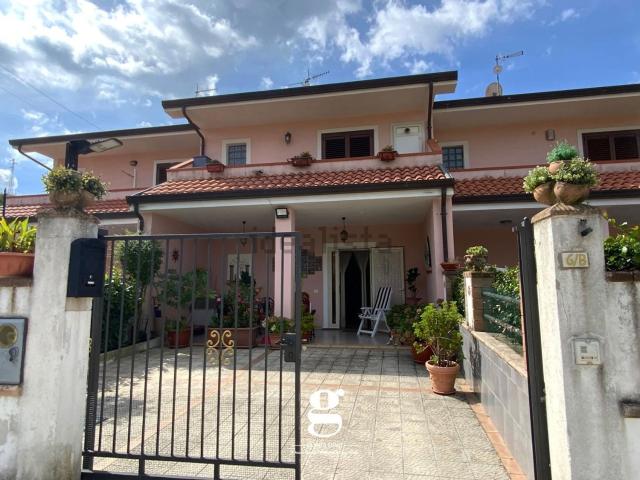 Casa in vendita a Castelnuovo Cilento, Campania