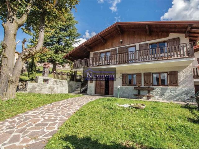 Casa in vendita a San Bernardino, Gromo