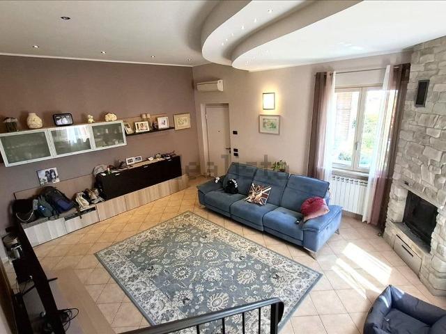 Casa in vendita a La Verza, Piacenza