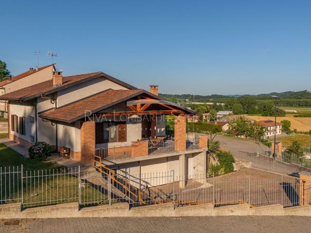 Casa in vendita a Piemonte, Asti