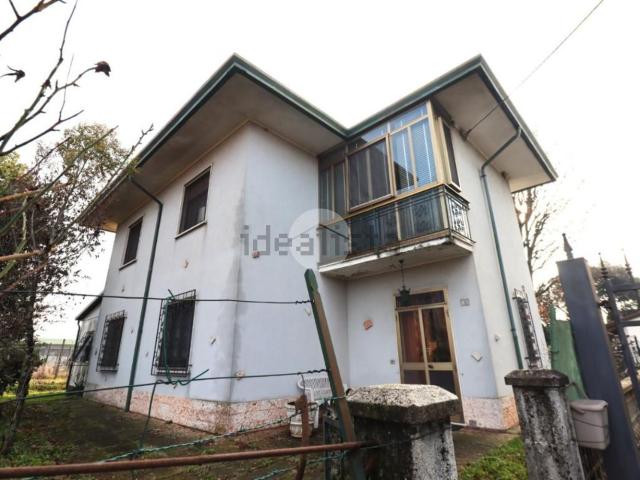Casa in vendita a Villimpenta, Lombardia