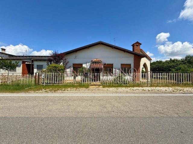 Casa in vendita a Commessaggio, Lombardia