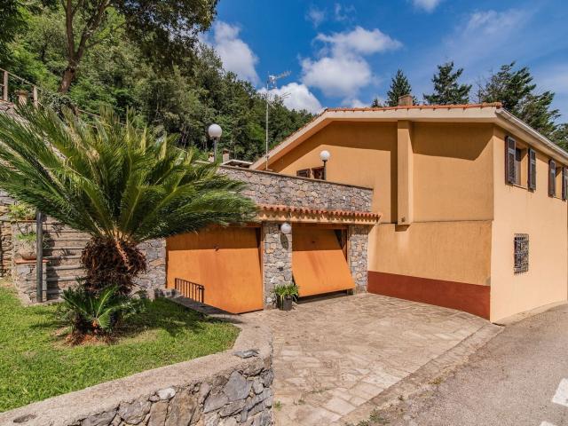 Casa in vendita a Rialto, Liguria