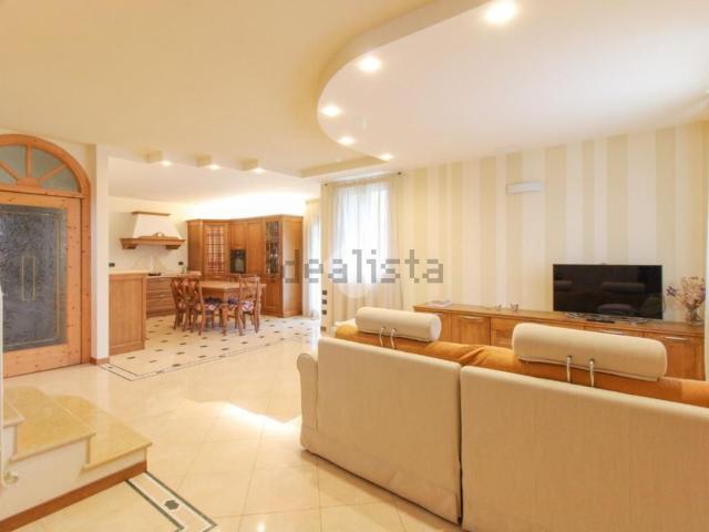 Casa in vendita a Comunità montana della Valle Sabbia, Vestone