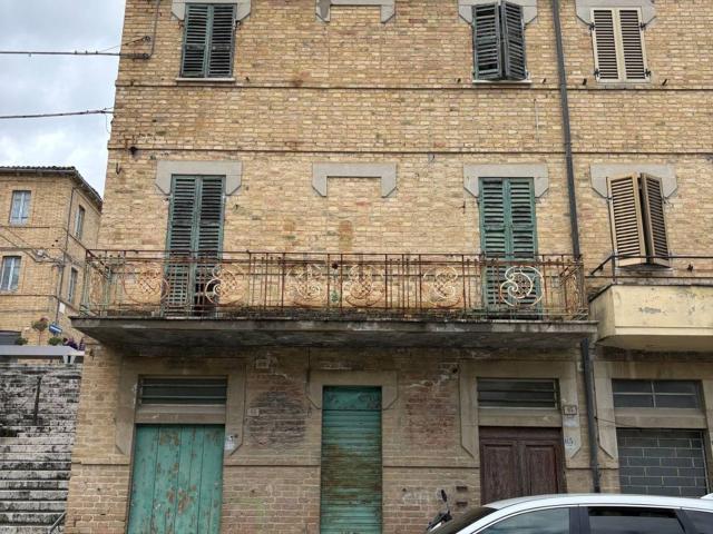 Casa in vendita a Marche, Ascoli Piceno