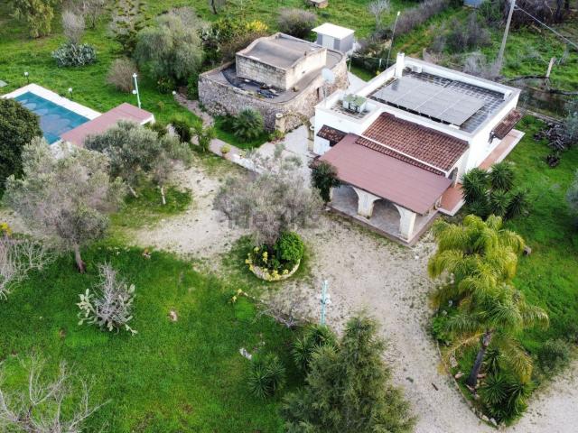 Casa in vendita a Sant'Elia, Puglia