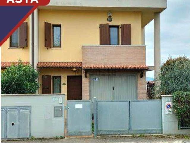 Casa in vendita a Unione di Comuni della Romagna Forlivese, Quattro