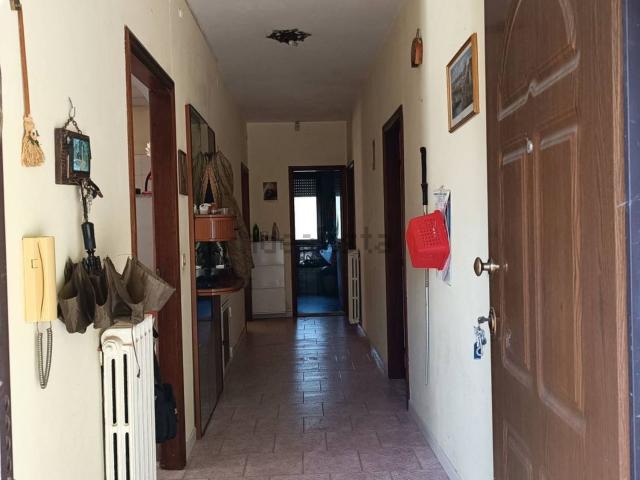 Casa in vendita a Moliterno, Basilicata