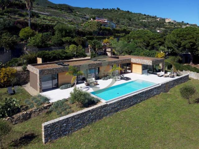 Casa in vendita a Ospedaletti, Liguria