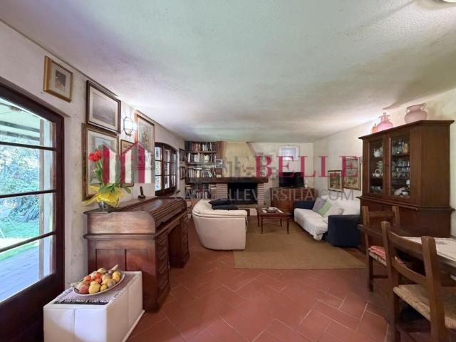 Casa in vendita a Camaiore, Toscana