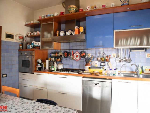 Casa in vendita a Cecina, Toscana