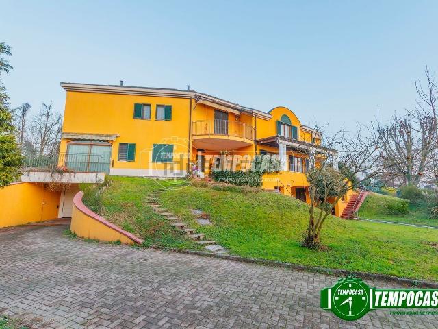 Casa in vendita a Torre D'isola, Lombardia