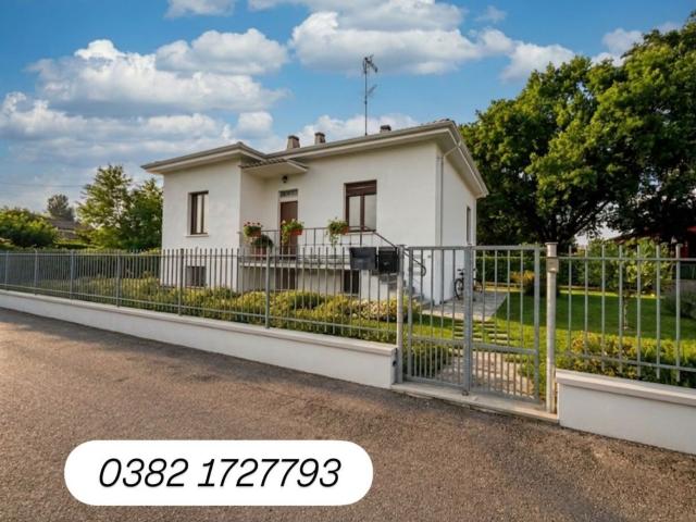 Casa in vendita a Lungavilla, Lombardia