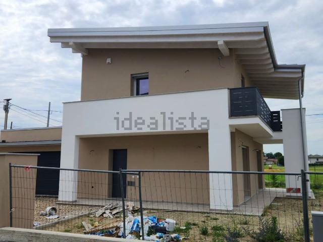 Casa in vendita a San Giovanni, Oleggio