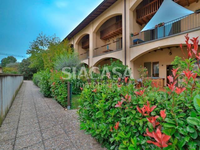 Casa in vendita a Osnago, Colombaio