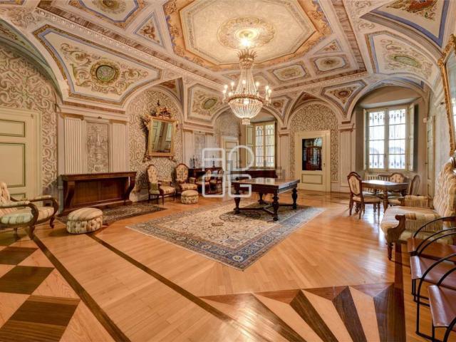 Casa in vendita a Lonato, Lombardia