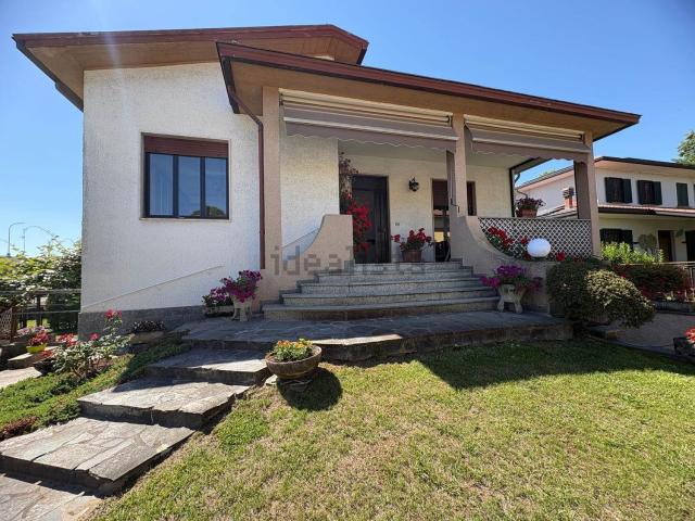Casa in vendita a Gambolò, Lombardia