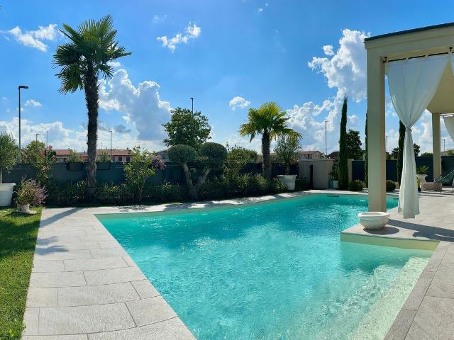 Casa in vendita a Chiodi, Sirmione