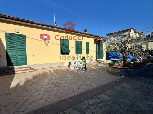 Casa in vendita a Uzzano, Toscana