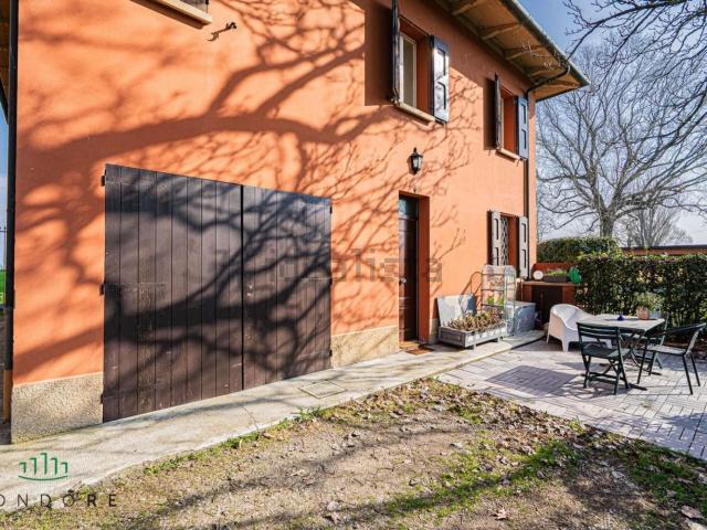 Casa in vendita a Zona Industriale di Quarto, Bologna
