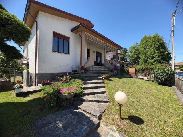 Casa in vendita a Gambolò, Lombardia