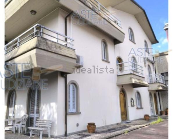 Casa in vendita a Larciano, Toscana