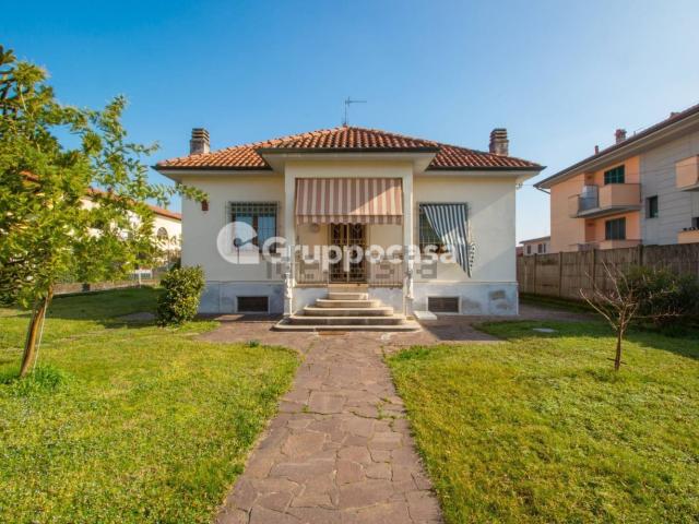 Casa in vendita a Robecchetto, Robecchetto Con Induno
