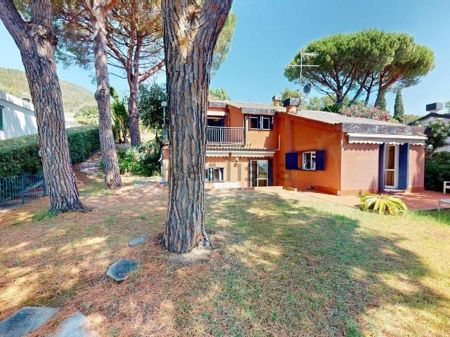 Casa in vendita a Invrea, Varazze