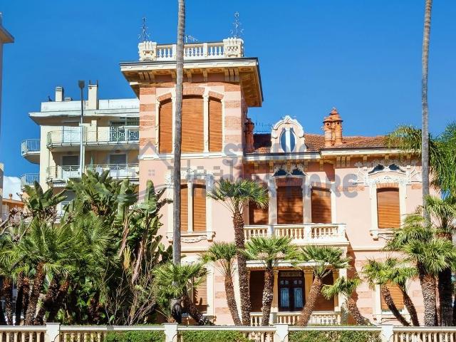 Casa in vendita a Taggia, Arma Di Taggia