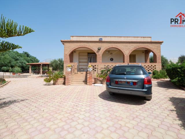 Casa in vendita a Vittoria, Sicilia