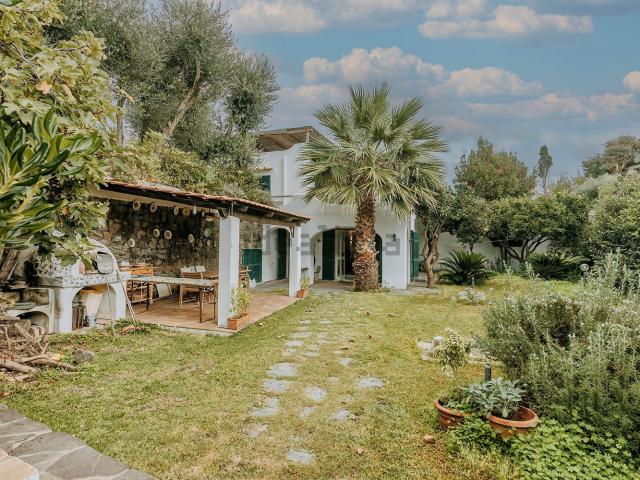 Casa in vendita a Ischia, Campania