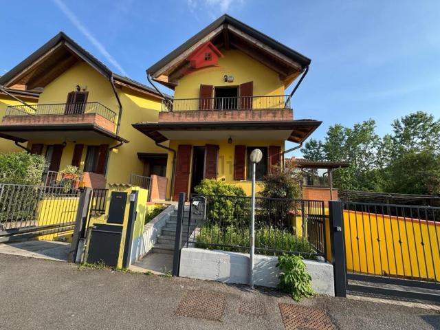 Casa in vendita a Calvenzano, Lombardia