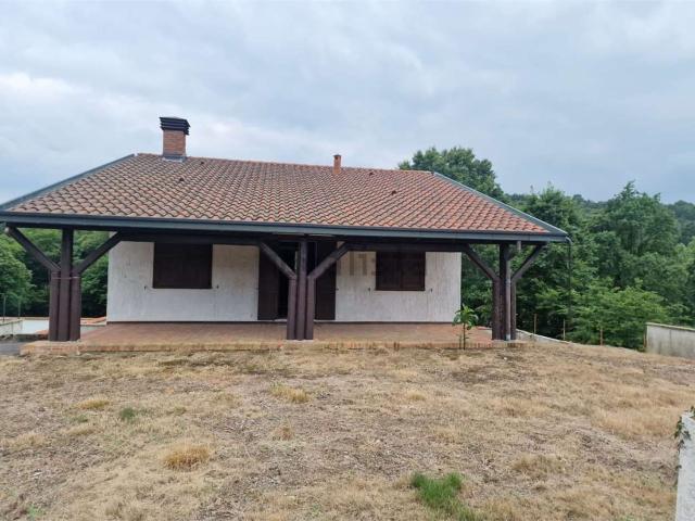 Casa in vendita a Cantù, Lombardia