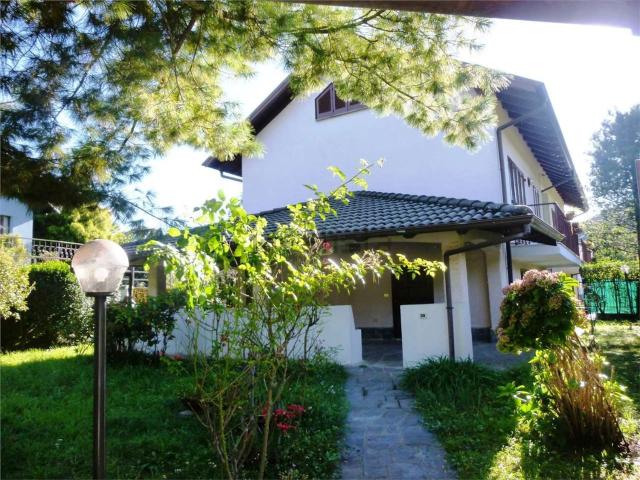 Casa in vendita a Fosseno, Nebbiuno