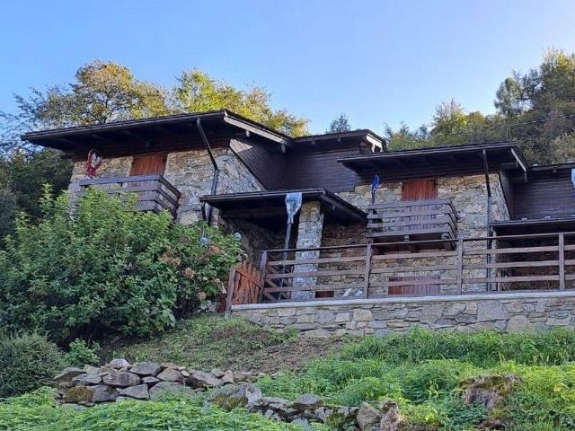 Casa in vendita a Talamona, Lombardia