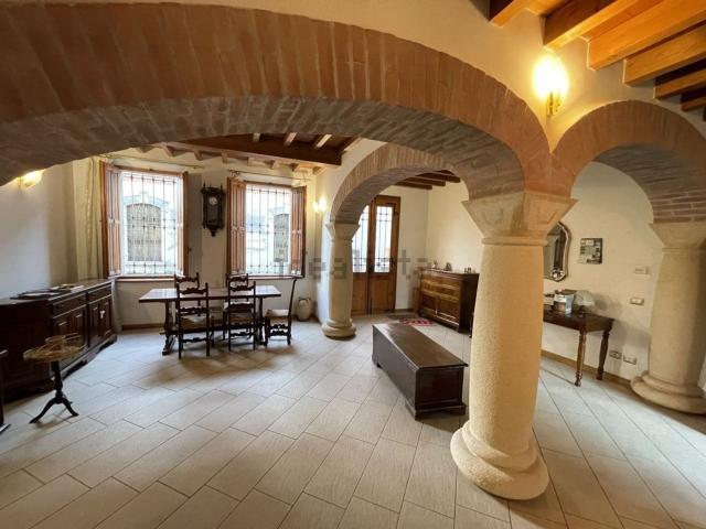 Casa in vendita a Suzzara, Lombardia