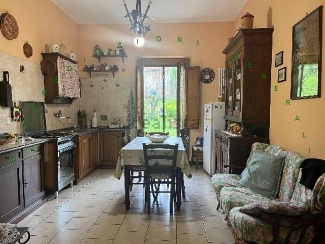 Casa in vendita a Vicchio, Toscana