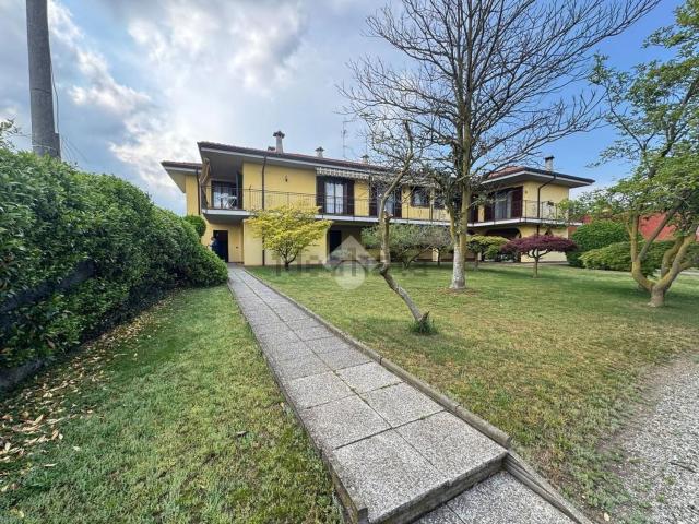Casa in vendita a Piemonte, Novara