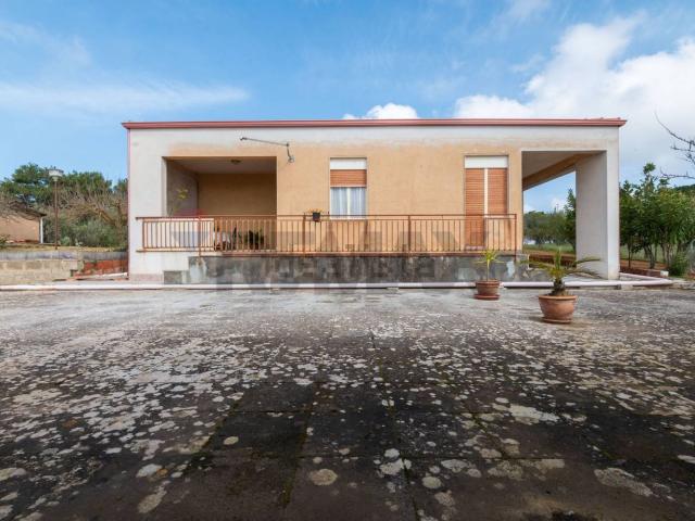 Casa in vendita a Piazza, Sicilia