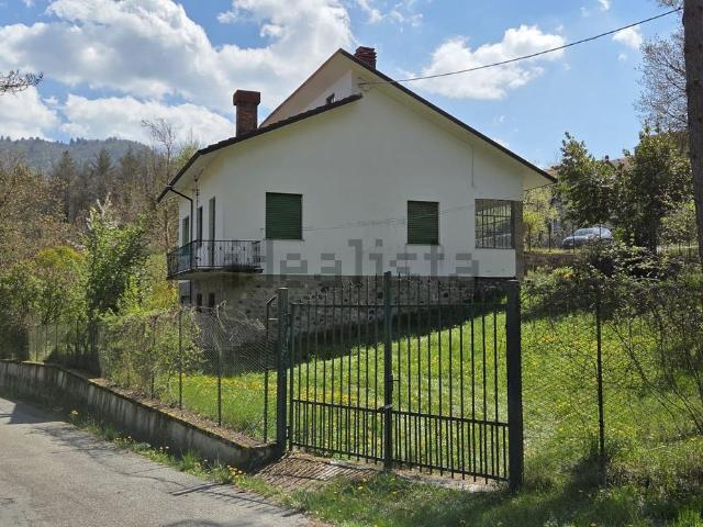 Casa in vendita a Ottone, Reggio Emilia